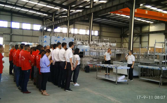 優(yōu)佰特廚房設(shè)備公司9月全體員工會(huì)1